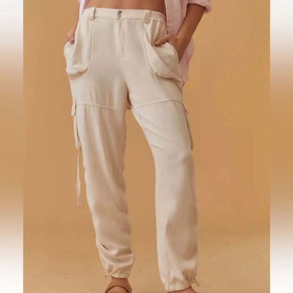 Anthropologie Relaxed Cargo Pants Size S in Ivory - Picture 2 of 9